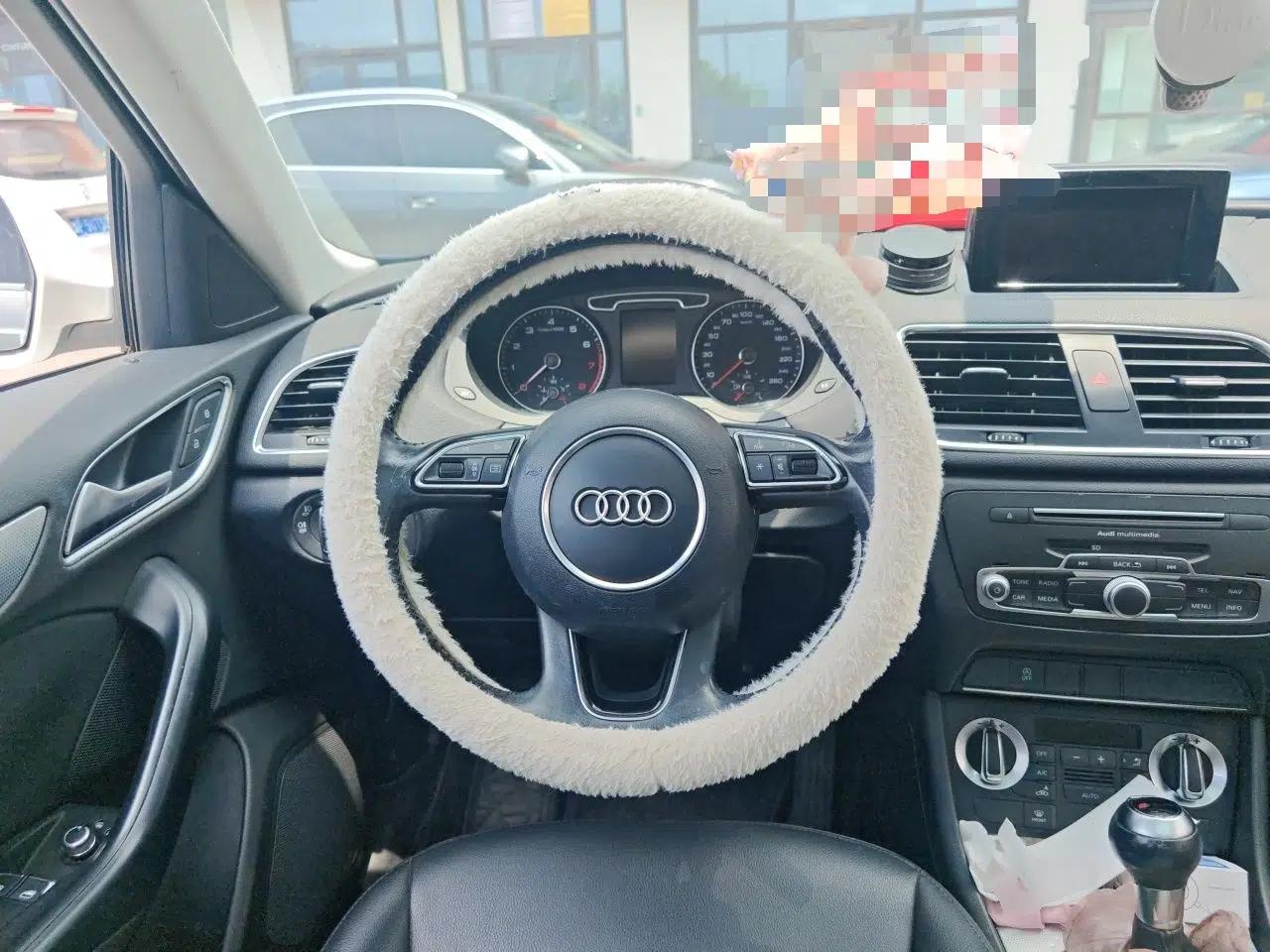 Audi Q3 2015 30 TFSI Comfort Model — миниатюра 10