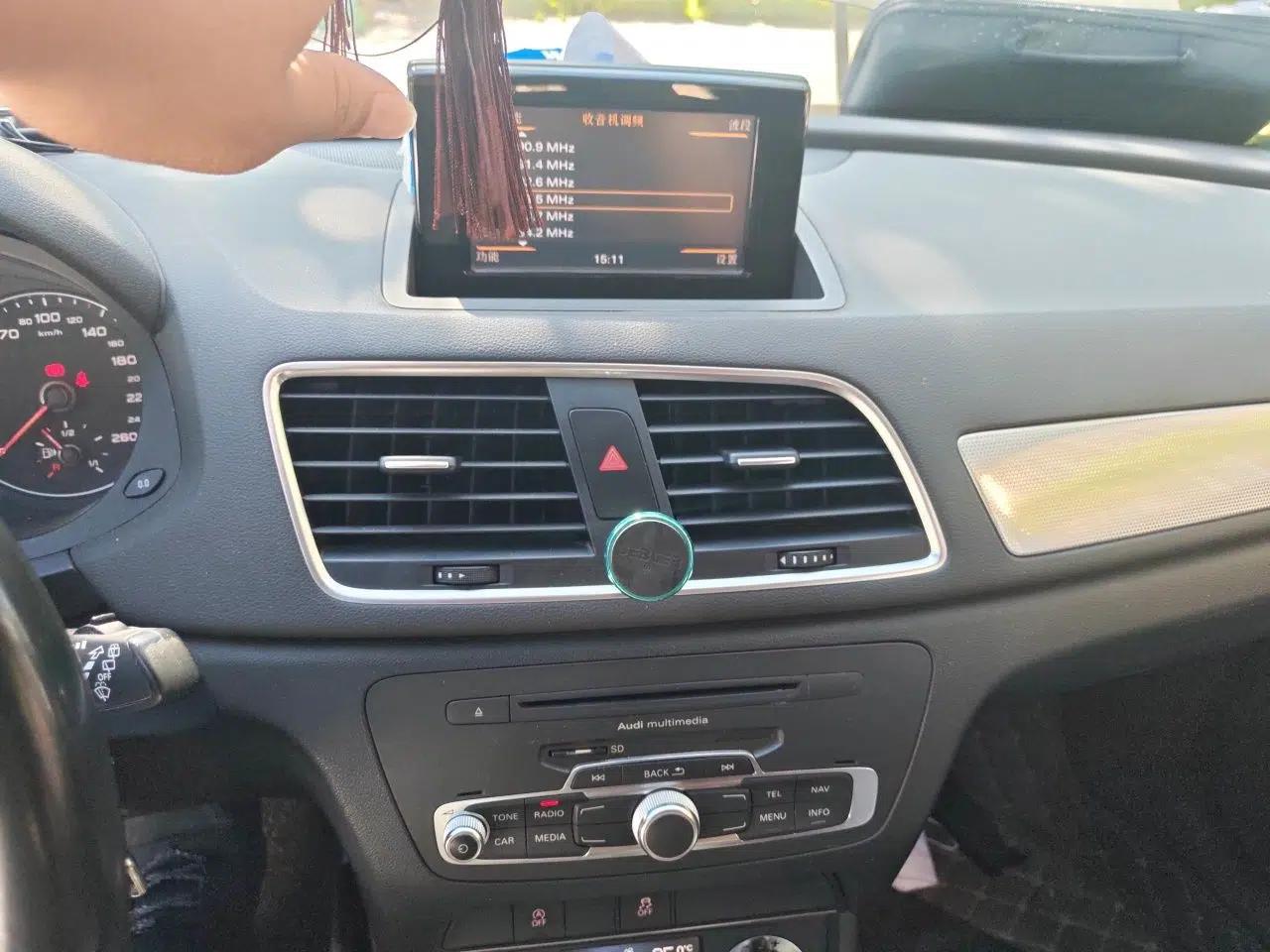 Audi Q3 2015 30 TFSI Comfort Model — миниатюра 13