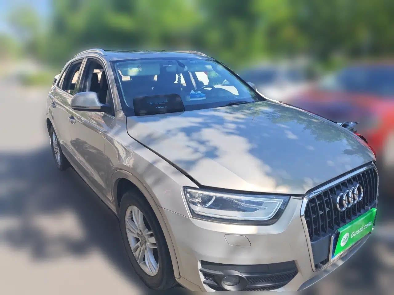Audi Q3 2015 30 TFSI Comfort Model — миниатюра 3