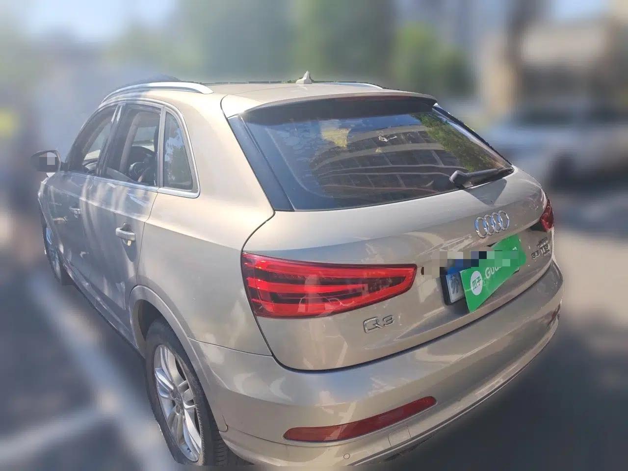 Audi Q3 2015 30 TFSI Comfort Model — миниатюра 4