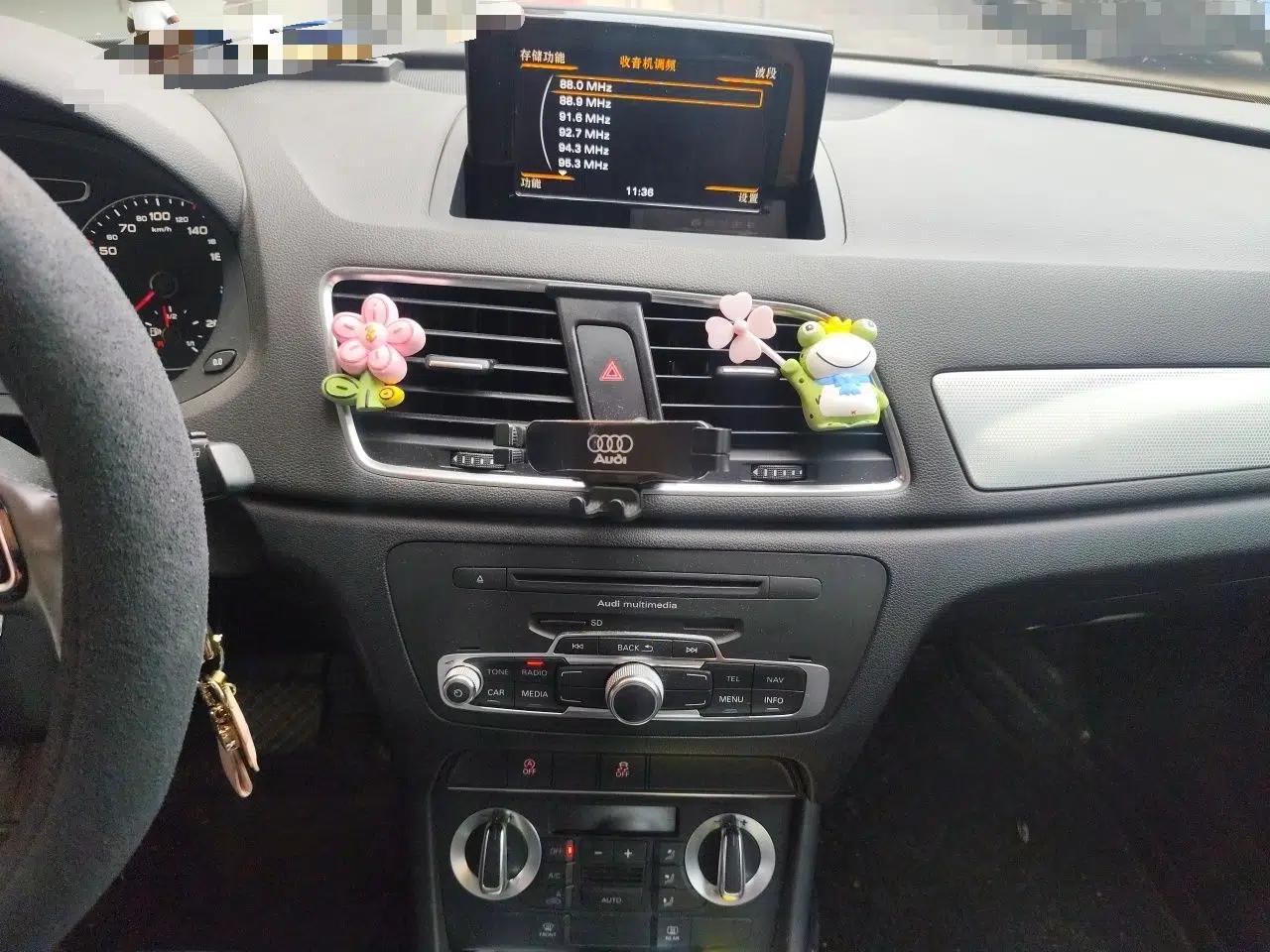 Audi Q3 2015 30 TFSI Comfort Model — миниатюра 13