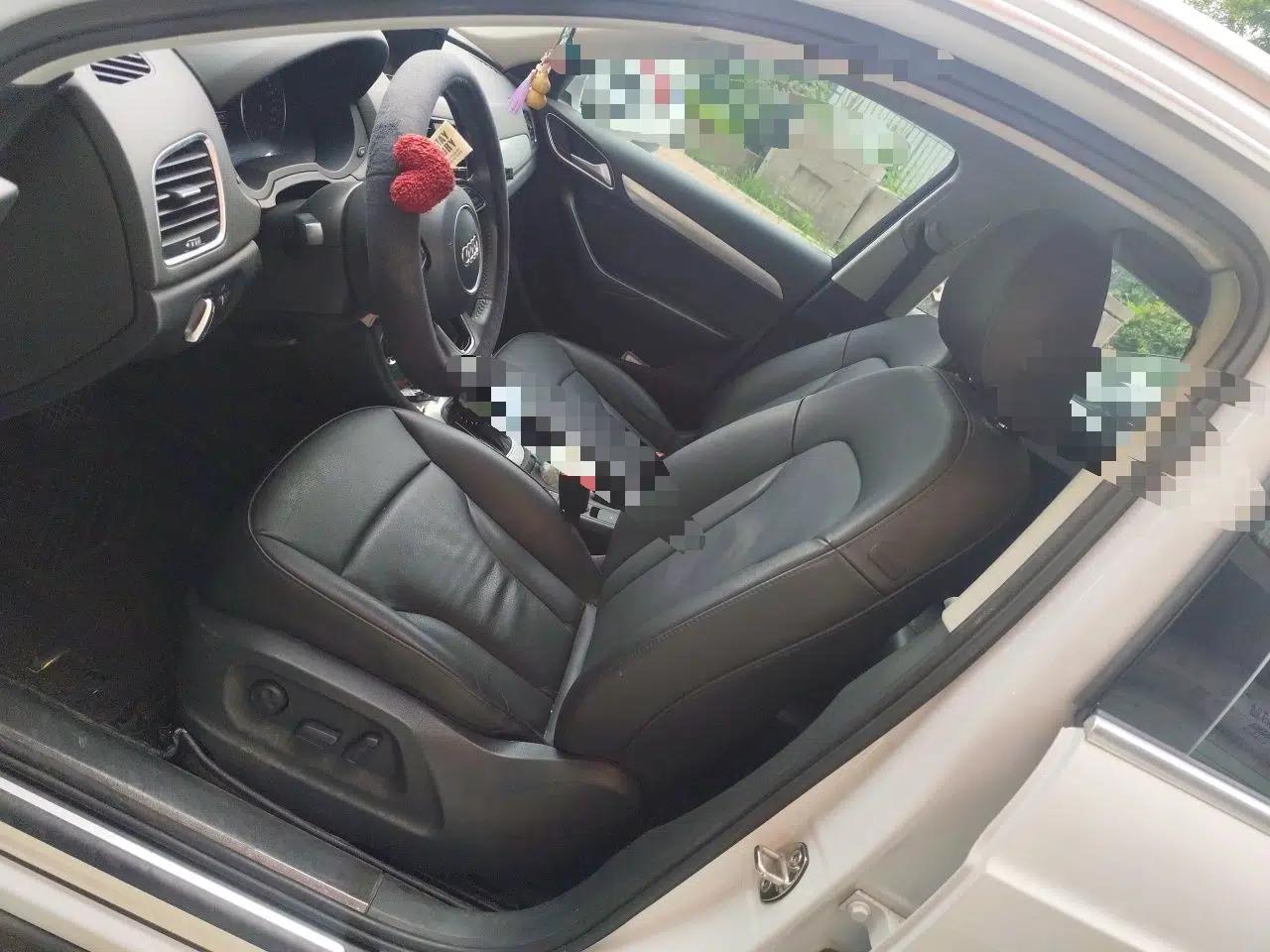 Audi Q3 2015 30 TFSI Comfort Model — миниатюра 15