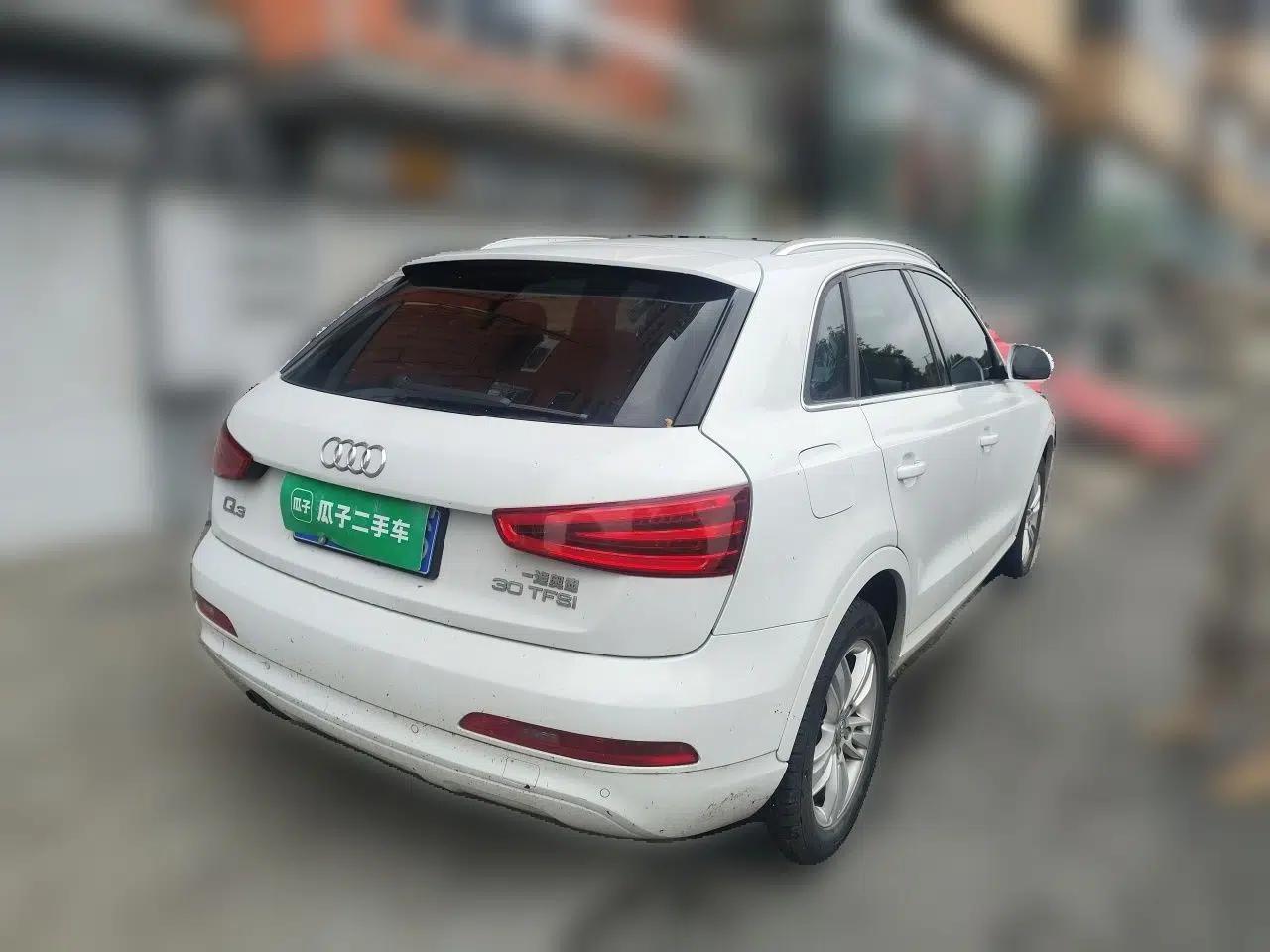 Audi Q3 2015 30 TFSI Comfort Model — миниатюра 6