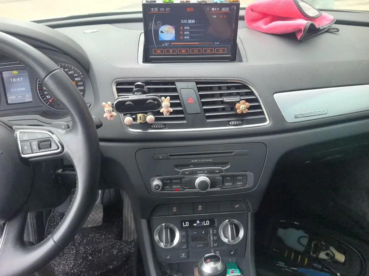 Audi Q3 2013 35 TFSI quattro Comfort Model — миниатюра 13