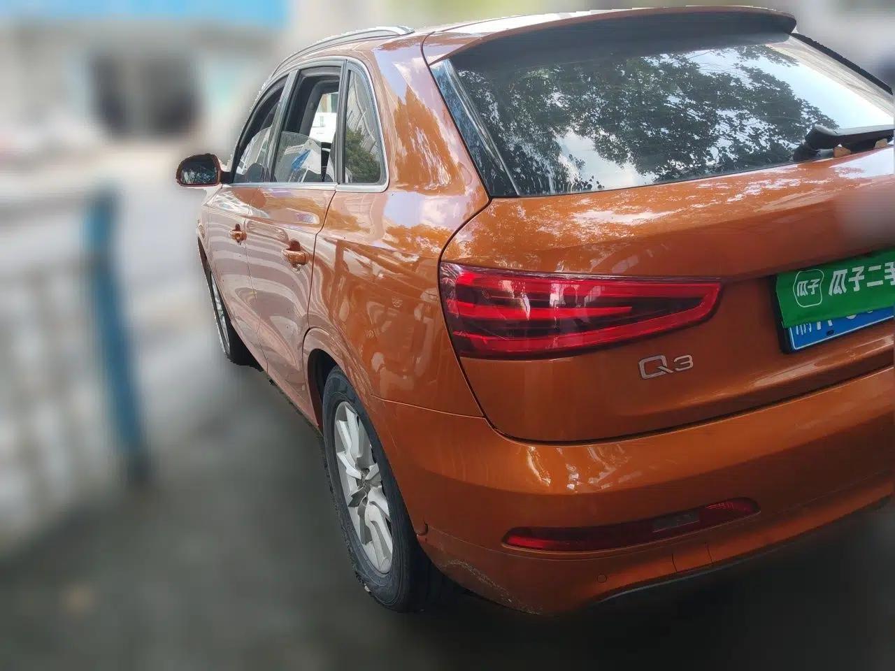 Audi Q3 2012 35 TFSI quattro Comfort Model — миниатюра 4