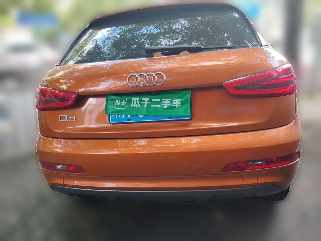 Audi Q3 2012 35 TFSI quattro Comfort Model — миниатюра 5