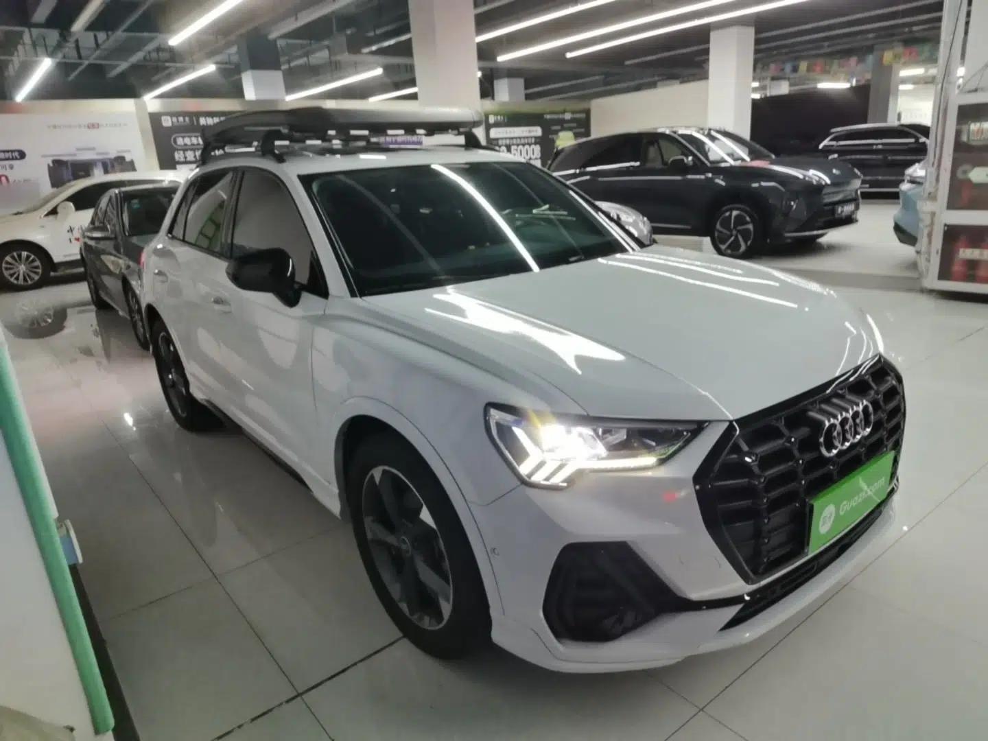 Audi Q3 2022 35 TFSI Fashion Dynamic Model — миниатюра 3