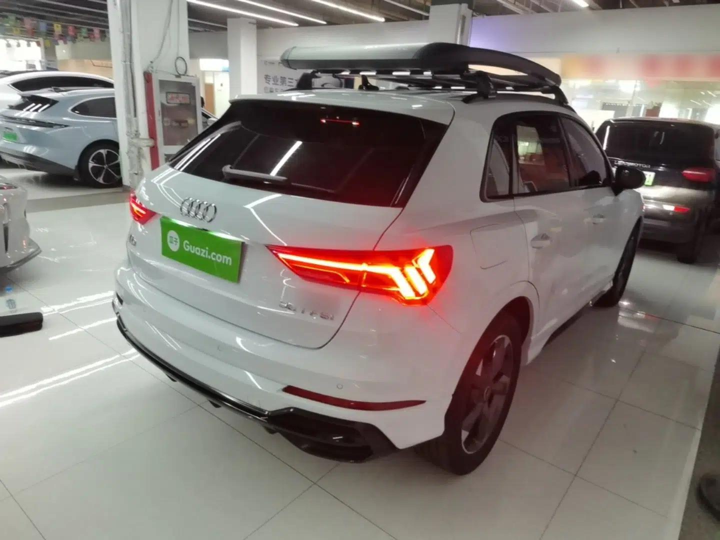 Audi Q3 2022 35 TFSI Fashion Dynamic Model — миниатюра 6
