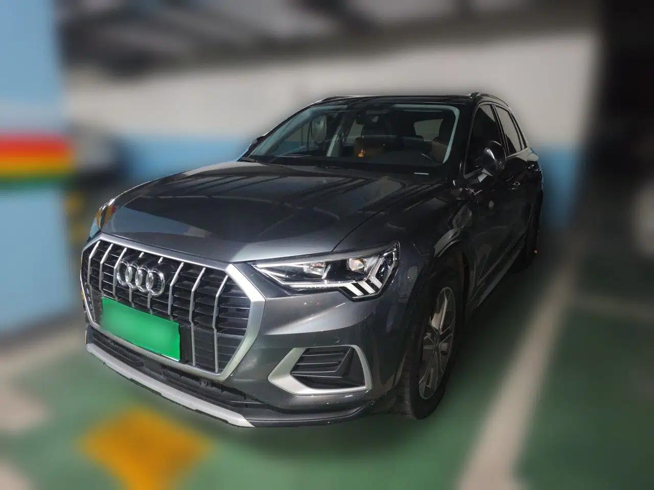 Audi Q3 2020 35 TFSI Fashionable and Elegant Model — миниатюра 1