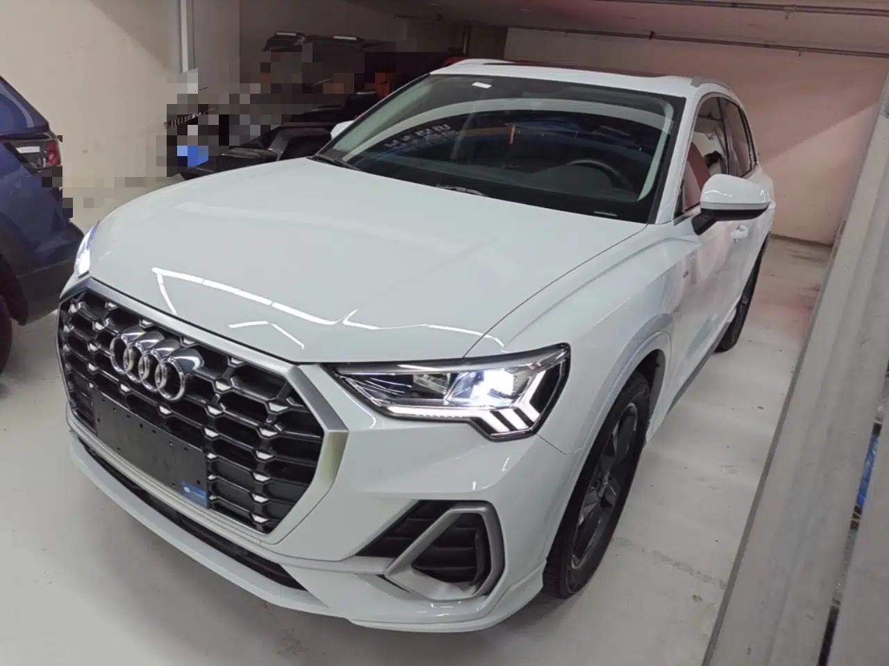 Audi Q3 2020 35 TFSI Fashion Dynamic Model — миниатюра 1