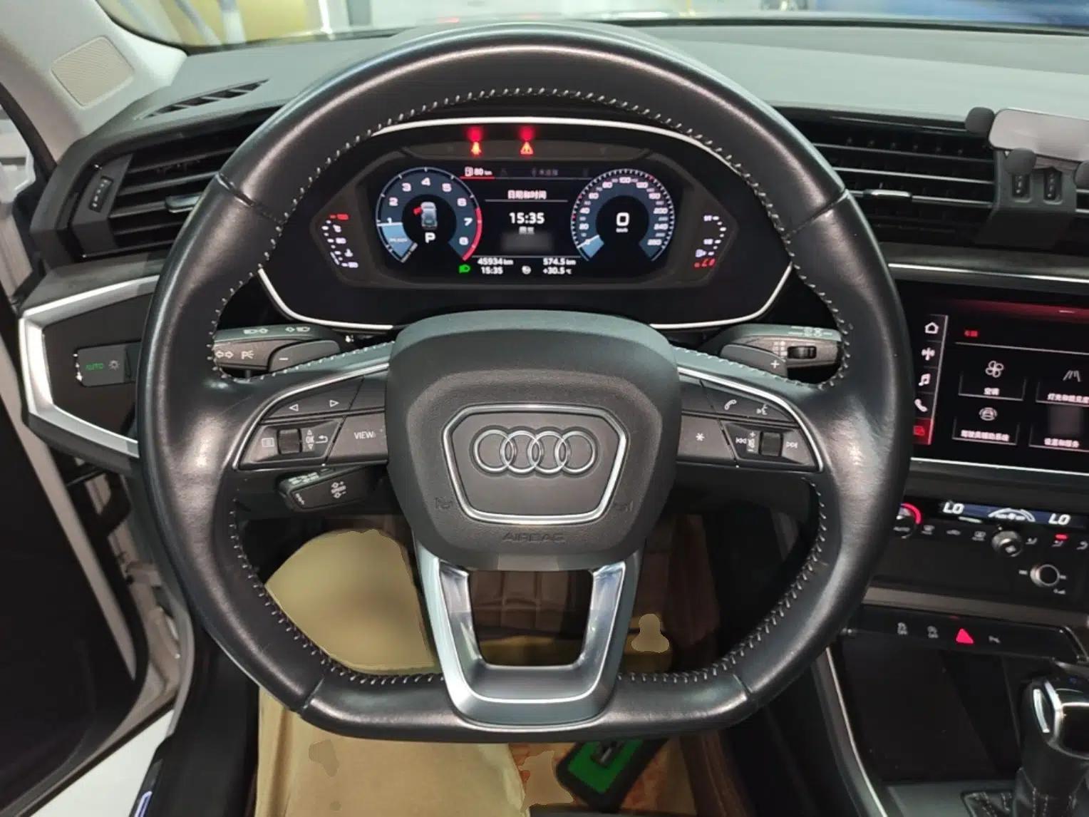 Audi Q3 2020 35 TFSI Fashion Dynamic Model — миниатюра 18