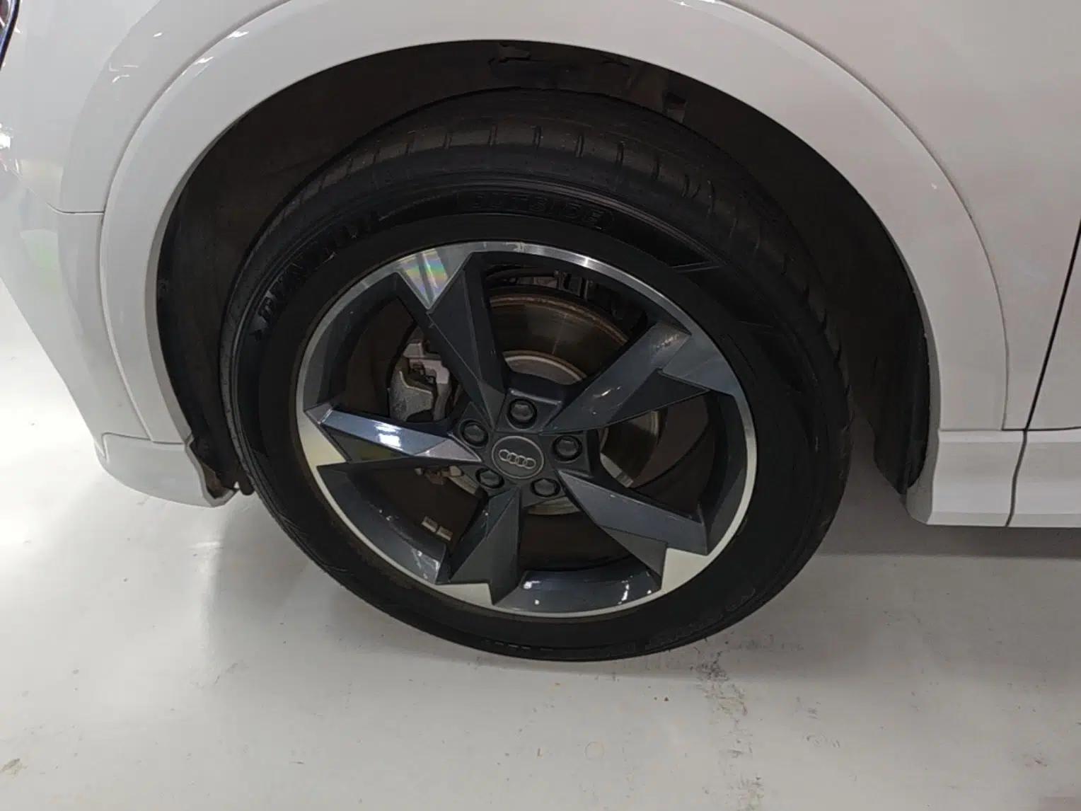 Audi Q3 2020 35 TFSI Fashion Dynamic Model — миниатюра 10