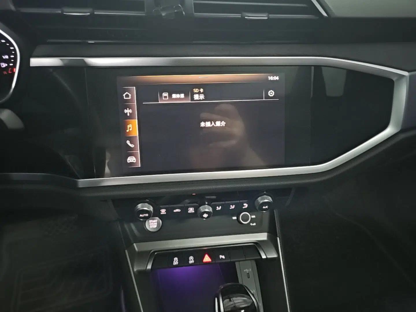Audi Q3 2019 40 TFSI Fashion Dynamic Model — миниатюра 15
