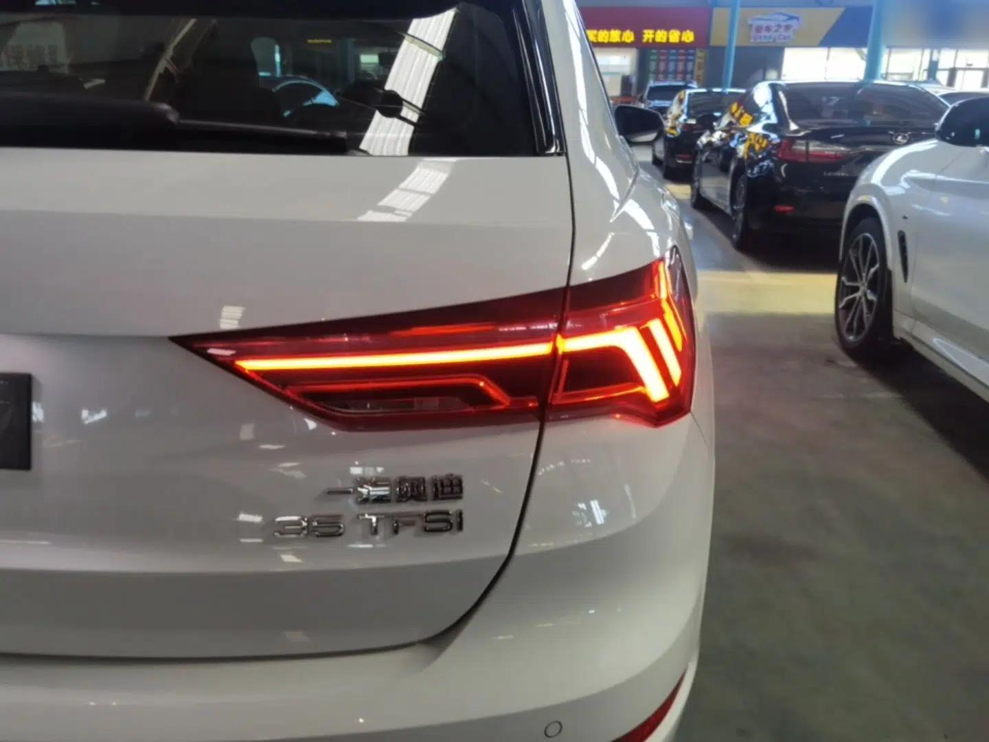 Audi Q3 2019 35 TFSI Advanced Dynamic Edition — миниатюра 9