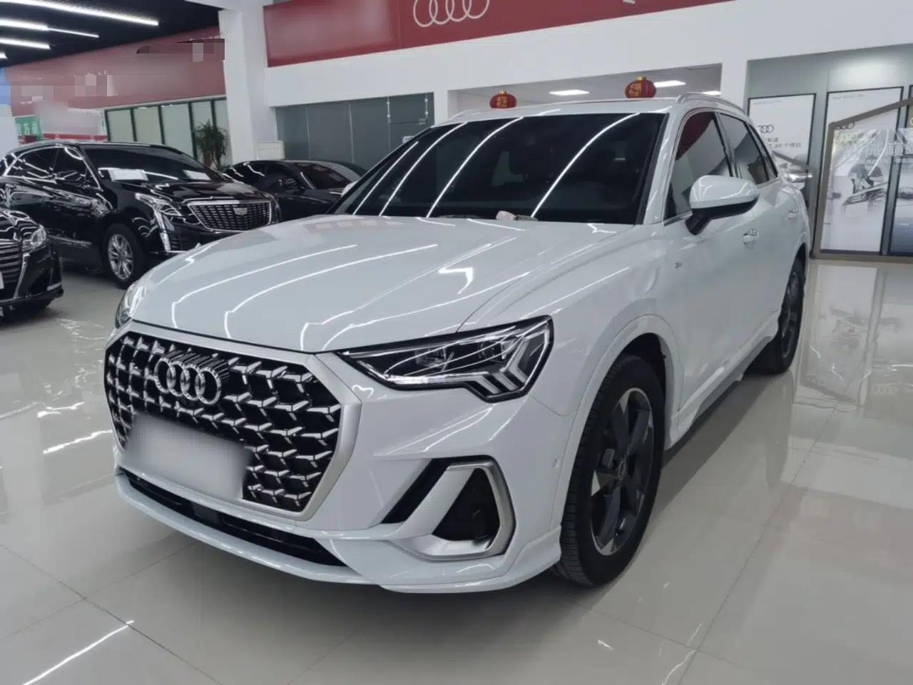 Audi Q3 2024 35 TFSI Fashion Dynamic Edition — миниатюра 1