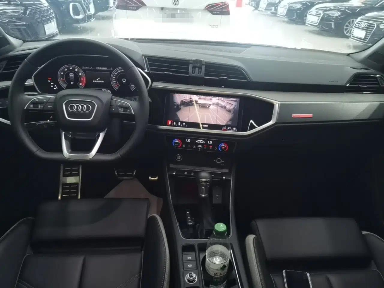 Audi Q3 2024 35 TFSI Fashion Dynamic Edition — миниатюра 12
