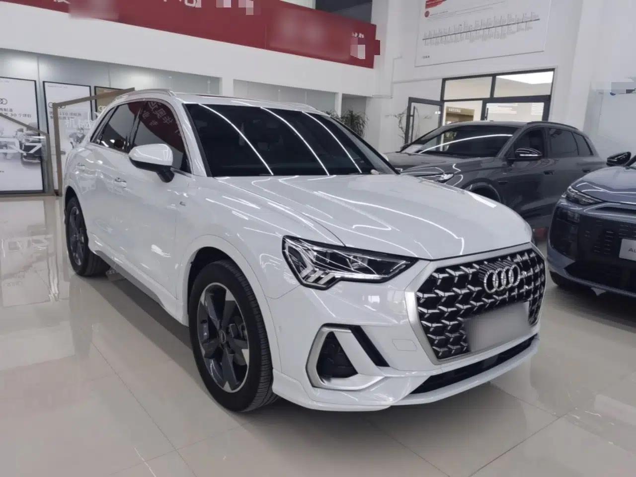 Audi Q3 2024 35 TFSI Fashion Dynamic Edition — миниатюра 3