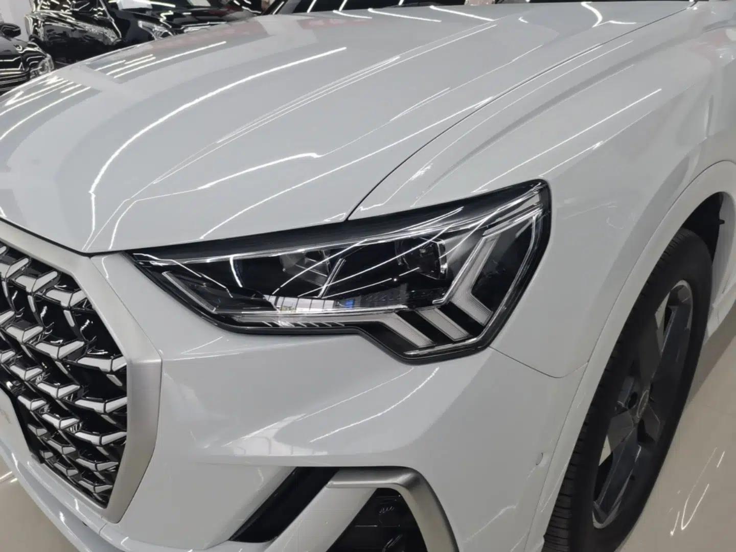 Audi Q3 2024 35 TFSI Fashion Dynamic Edition — миниатюра 8