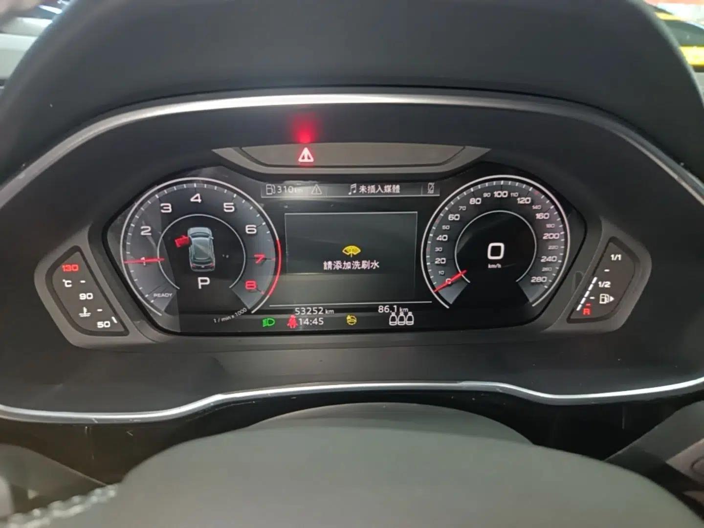 Audi Q3 2023 35 TFSI Fashion Dynamic Model (1.5T) — миниатюра 19