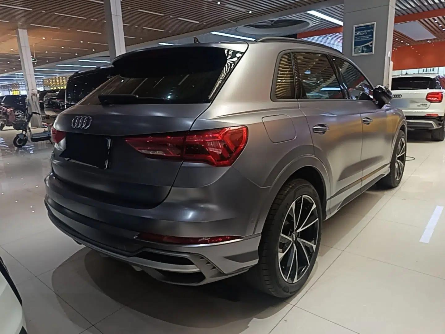 Audi Q3 2023 35 TFSI Fashion Dynamic Model (1.5T) — миниатюра 6