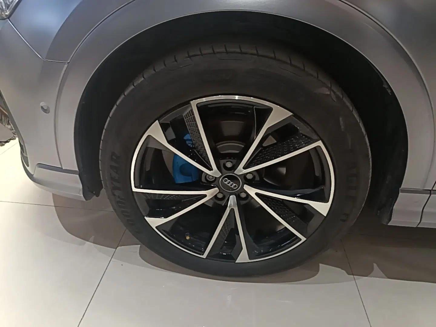 Audi Q3 2023 35 TFSI Fashion Dynamic Model (1.5T) — миниатюра 10