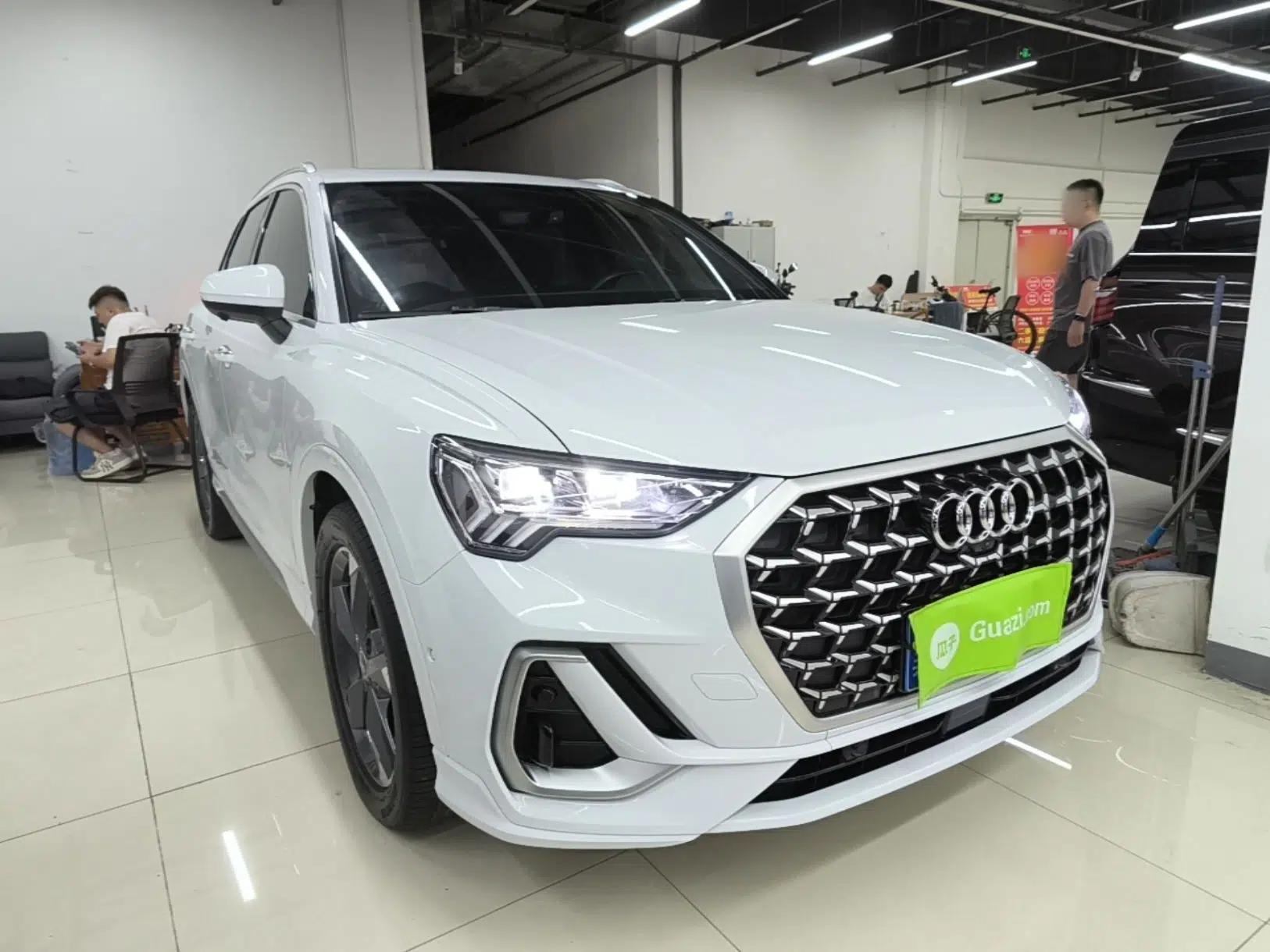 Audi Q3 2024 35 TFSI Fashion Dynamic Edition — миниатюра 3