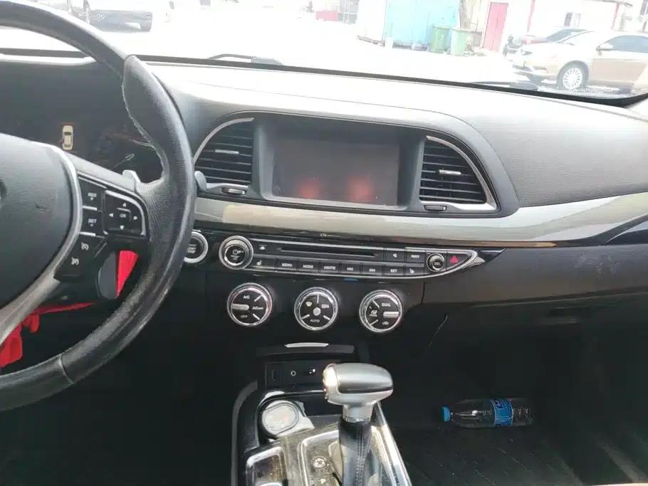 Trumpchi GA6 2015 1.8T DCT Luxury Navigation Edition — миниатюра 13