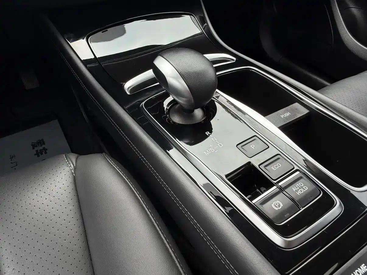 Trumpchi GA6 2019 270T Automatic Premium Edition — миниатюра 10