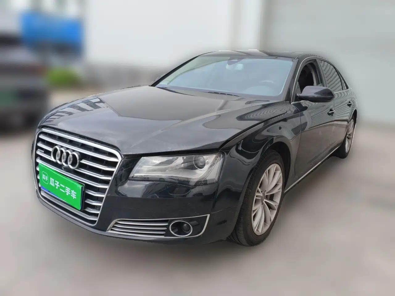Audi A8 2012 A8L 50 TFSI quattro Comfort model — миниатюра 1