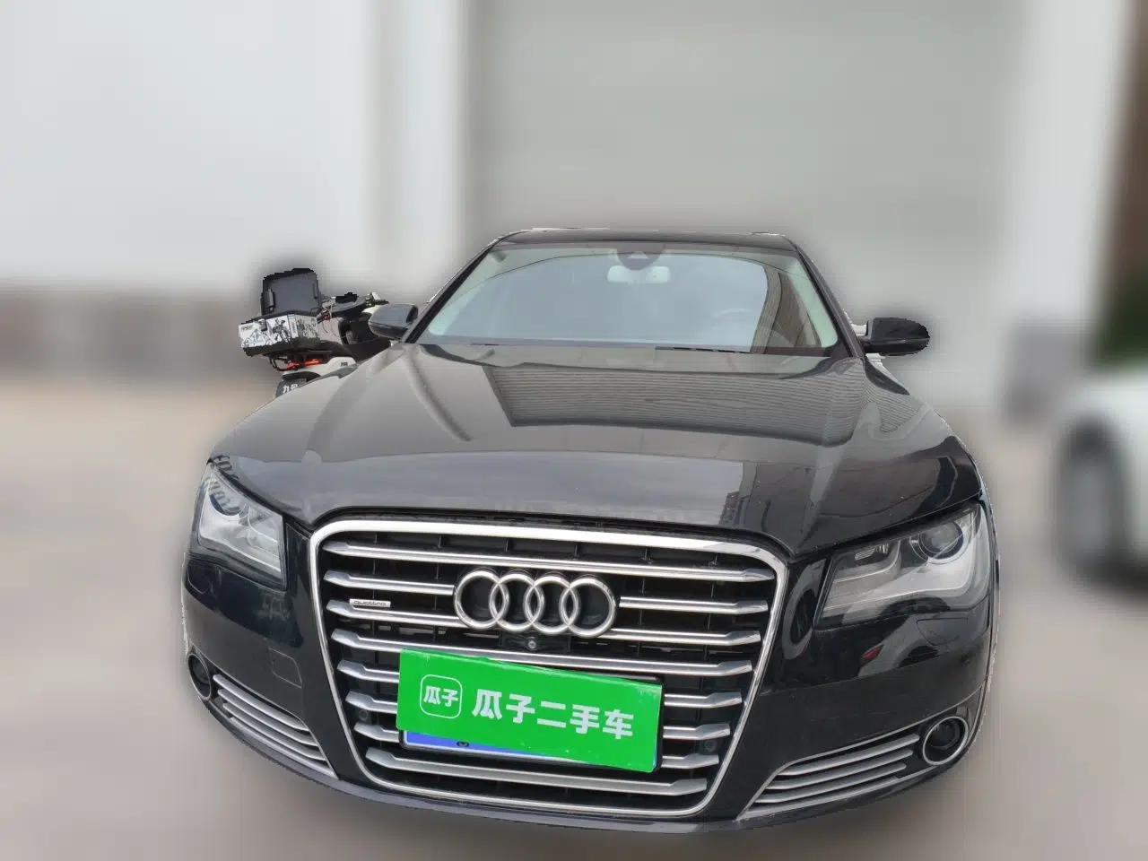 Audi A8 2012 A8L 50 TFSI quattro Comfort model — миниатюра 2