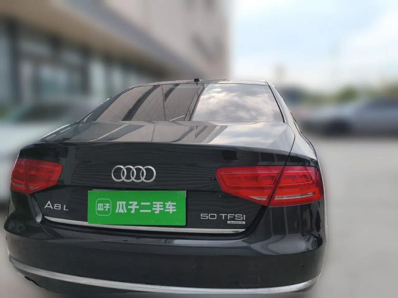 Audi A8 2012 A8L 50 TFSI quattro Comfort model — миниатюра 5