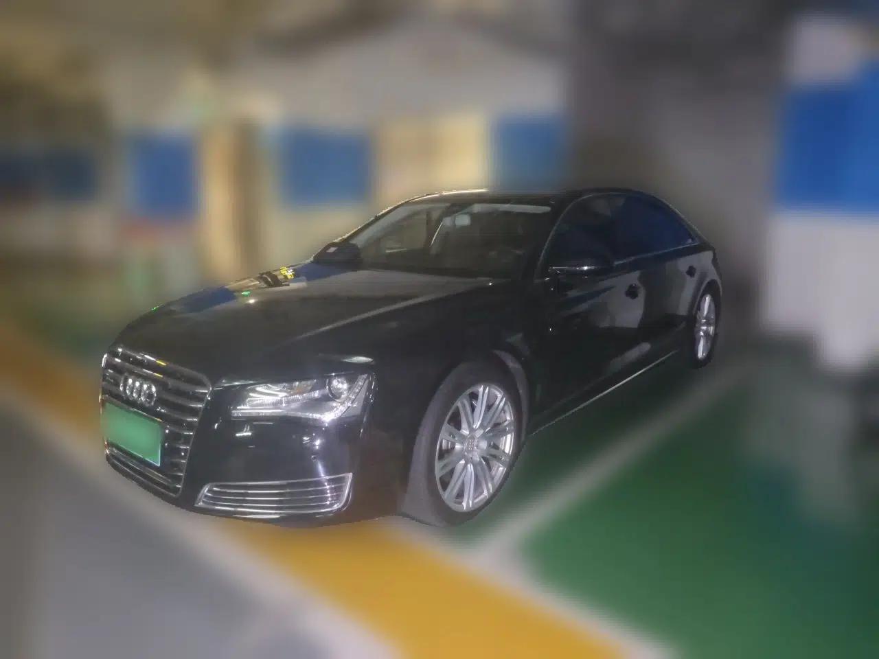 Audi A8 2013 A8L 45 TFSI quattro Comfort model — миниатюра 1
