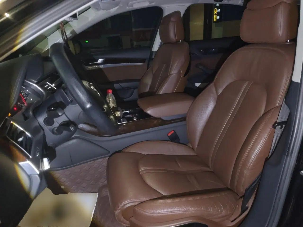 Audi A8 2013 A8L 45 TFSI quattro Comfort model — миниатюра 15