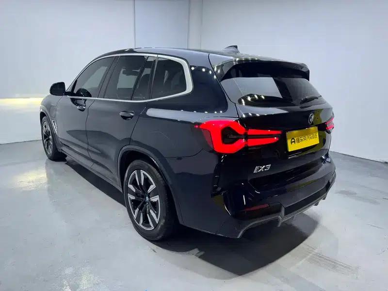BMW iX3 2023 Leading Edition — миниатюра 5