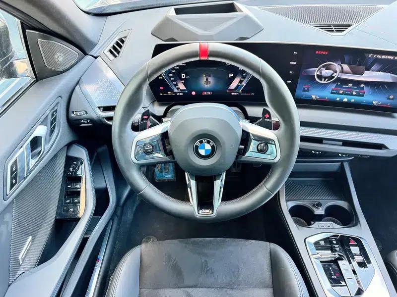 BMW 2 Series 2025 M235L — миниатюра 13