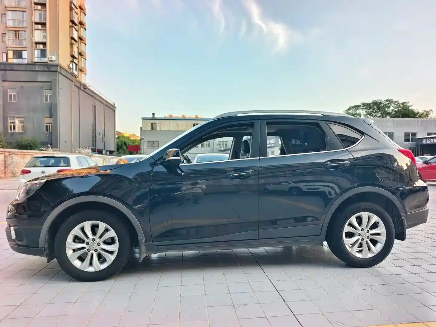 Trumpchi GS5 Super 2016 2.0L Automatic 2WD Premium Edition — миниатюра 4