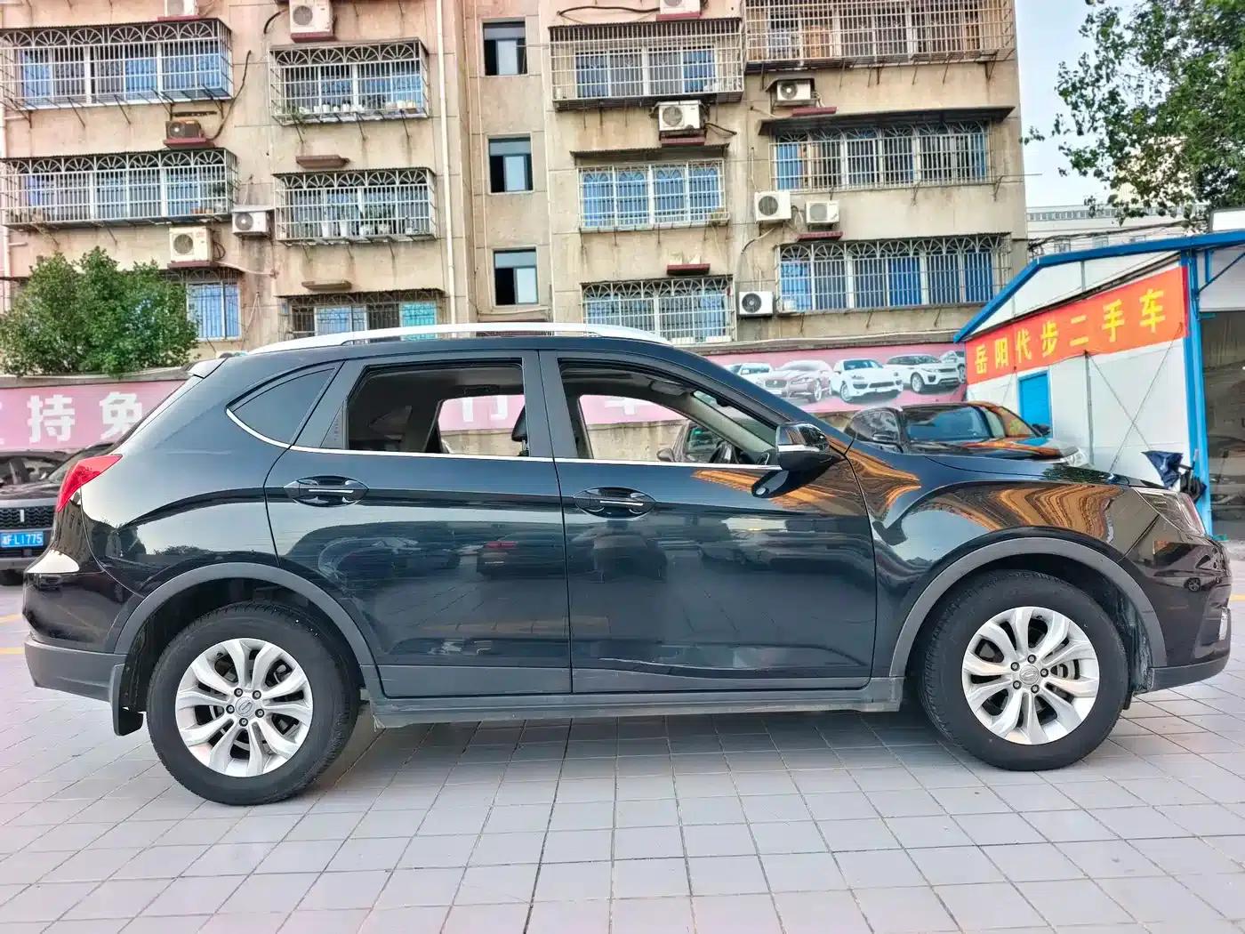 Trumpchi GS5 Super 2016 2.0L Automatic 2WD Premium Edition — миниатюра 5
