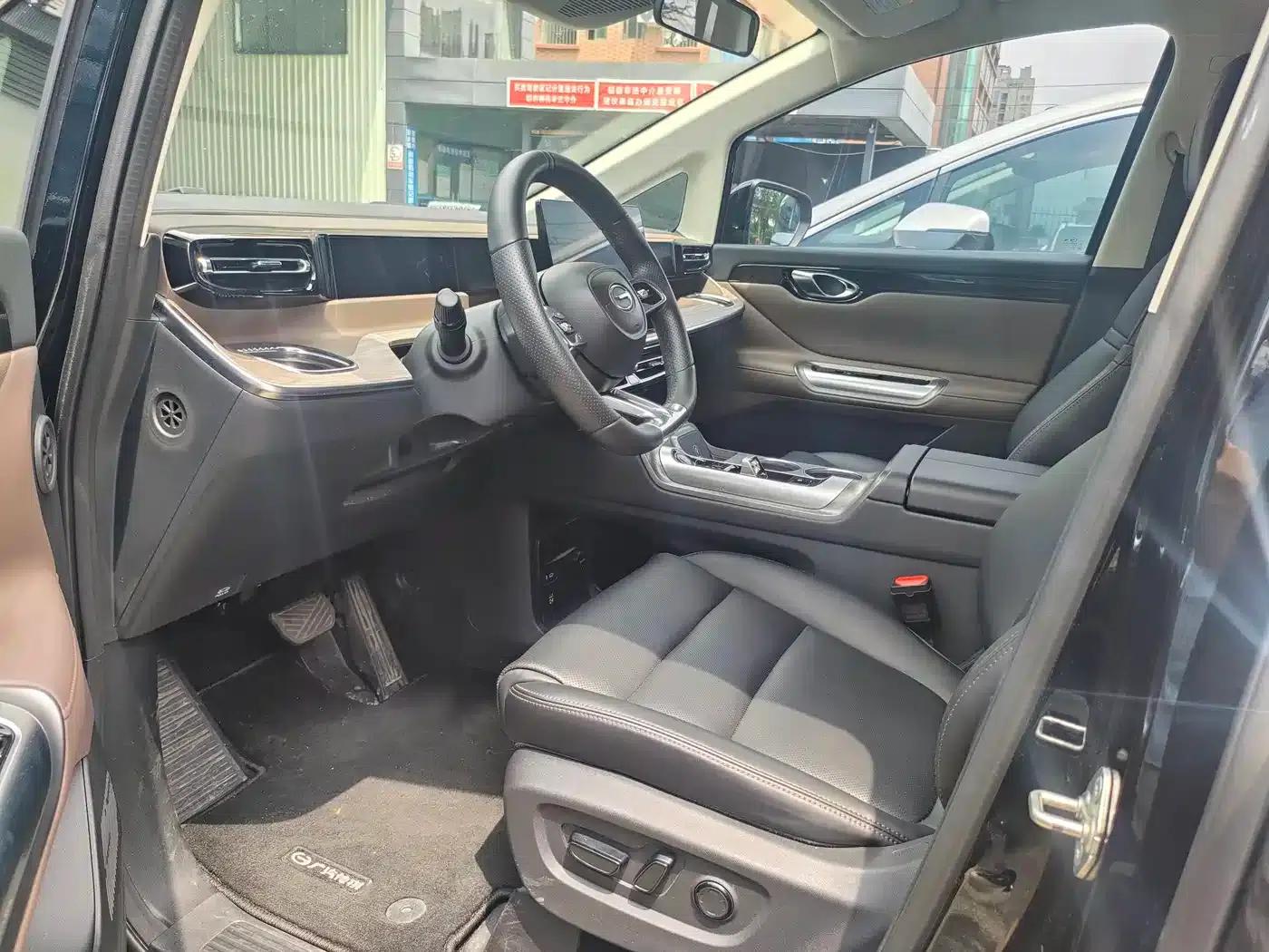 Trumpchi E8 2024 Glory Series 2.0L Glory Edition — миниатюра 6