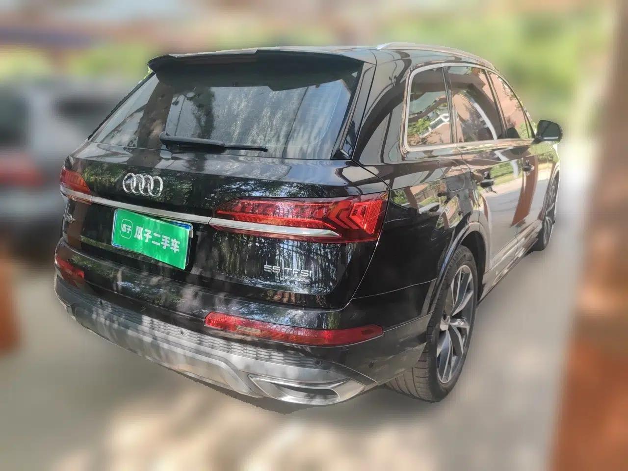 Audi Q7 2021 55 TFSI quattro S line Sport model — миниатюра 6