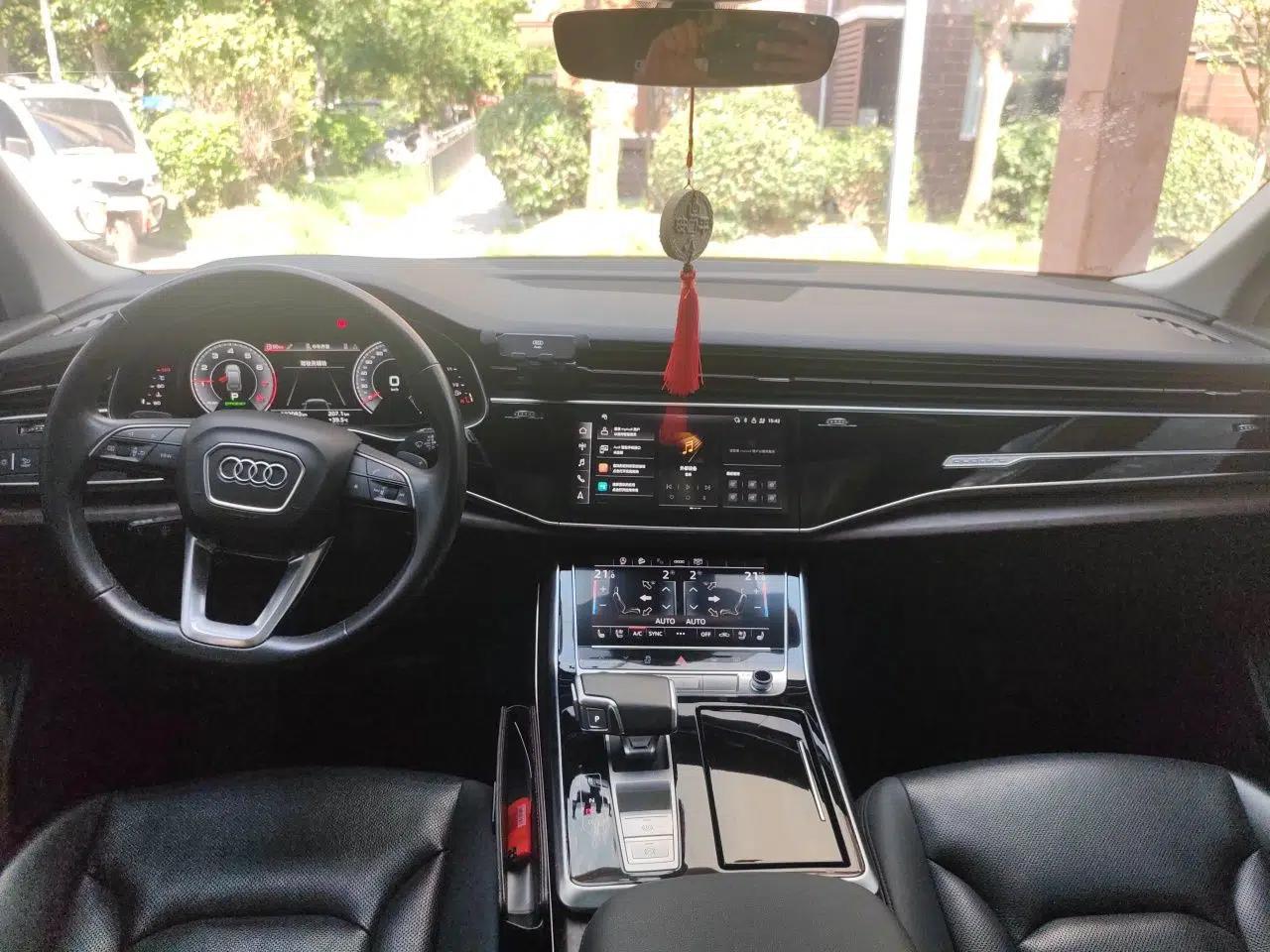 Audi Q7 2021 55 TFSI quattro S line Sport model — миниатюра 9