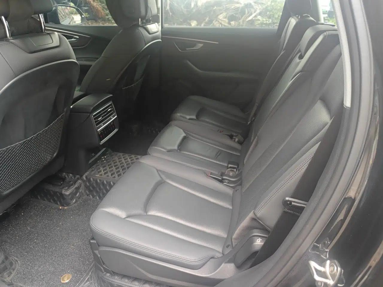 Audi Q7 2021 55 TFSI quattro S line Sport model — миниатюра 17