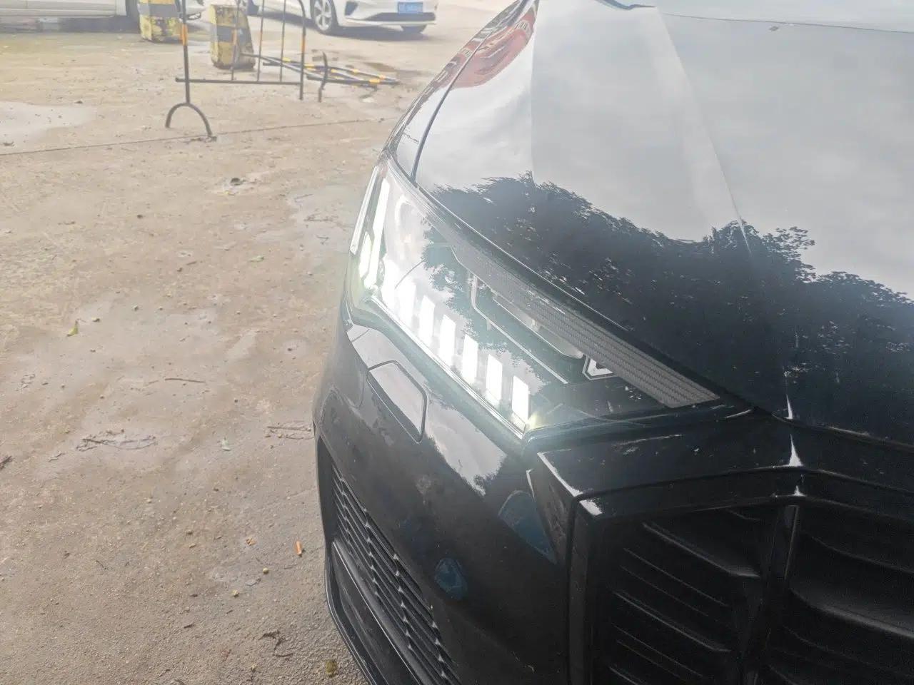Audi Q7 2021 55 TFSI quattro S line Sport model — миниатюра 7