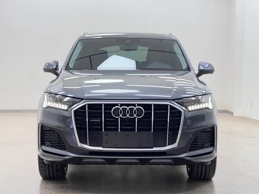 Audi Q7 2021 55 TFSI quattro S line Sport model — миниатюра 2
