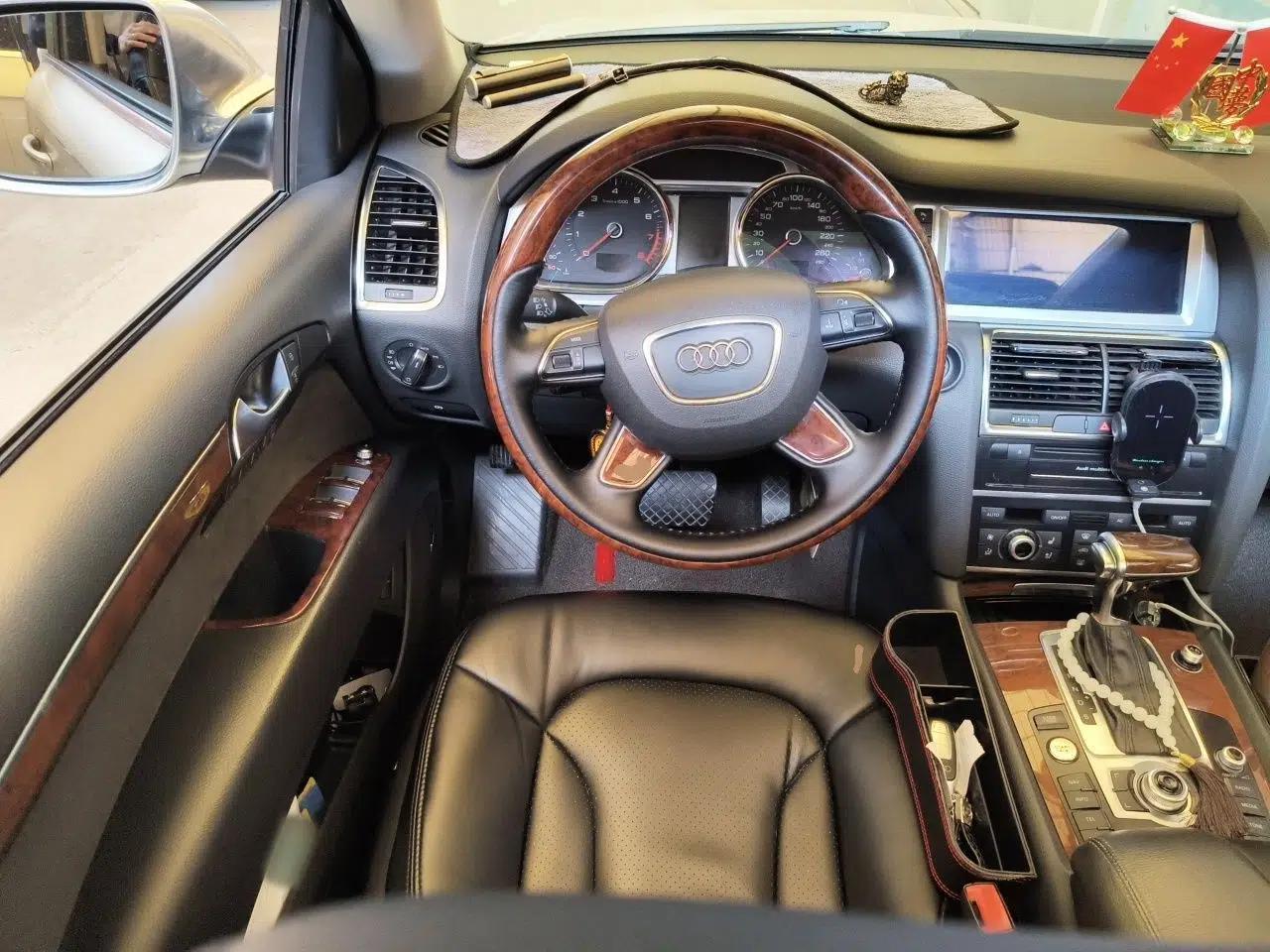 Audi Q7 2012 3.0 TFSI Technology Model (200kW) — миниатюра 10