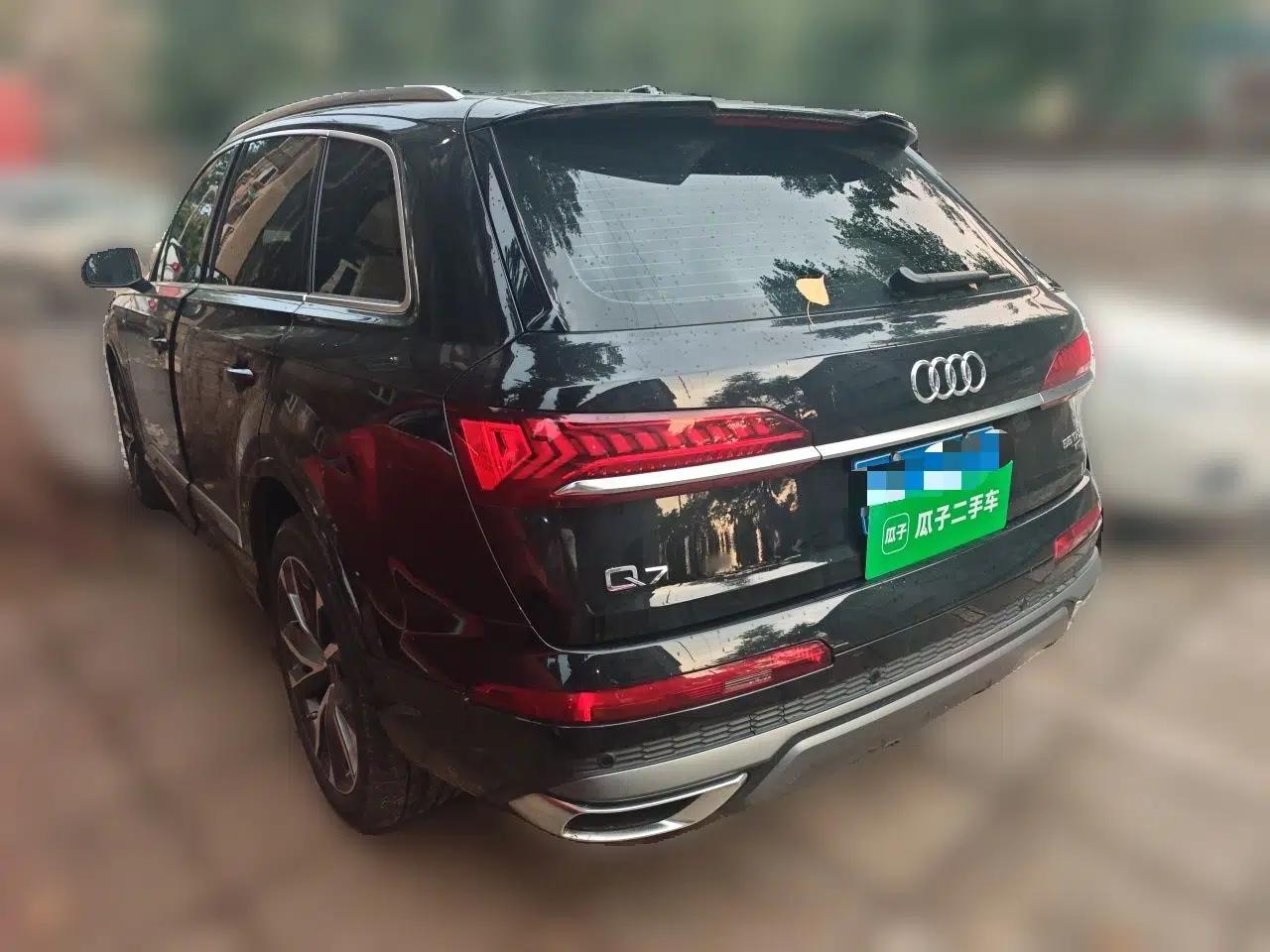 Audi Q7 2023 55 TFSI quattro S line Sport Edition — миниатюра 4
