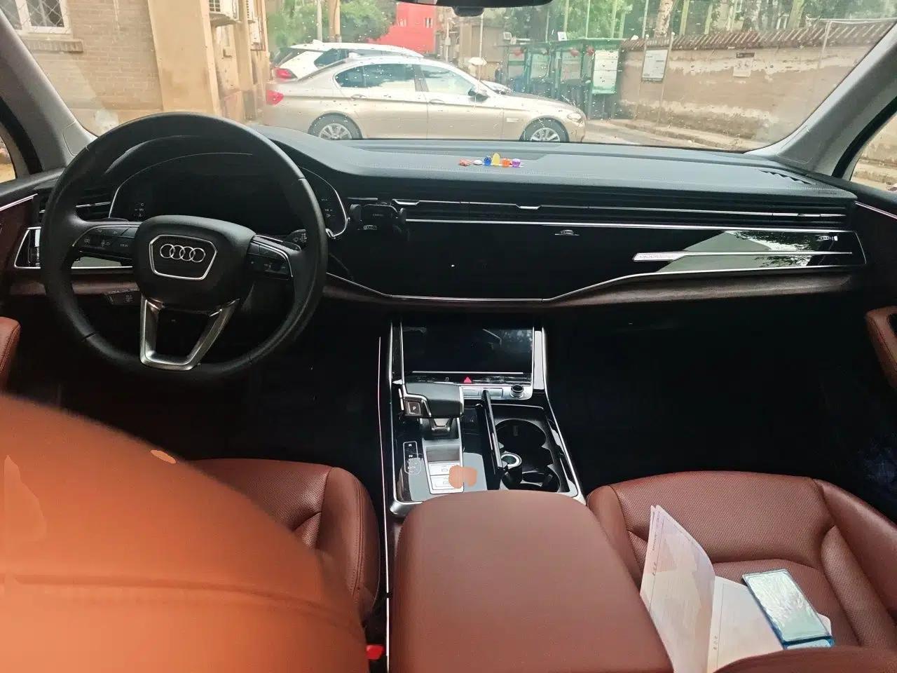 Audi Q7 2023 55 TFSI quattro S line Sport Edition — миниатюра 9