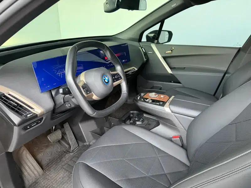 BMW iX 2023 xDrive40 — миниатюра 14