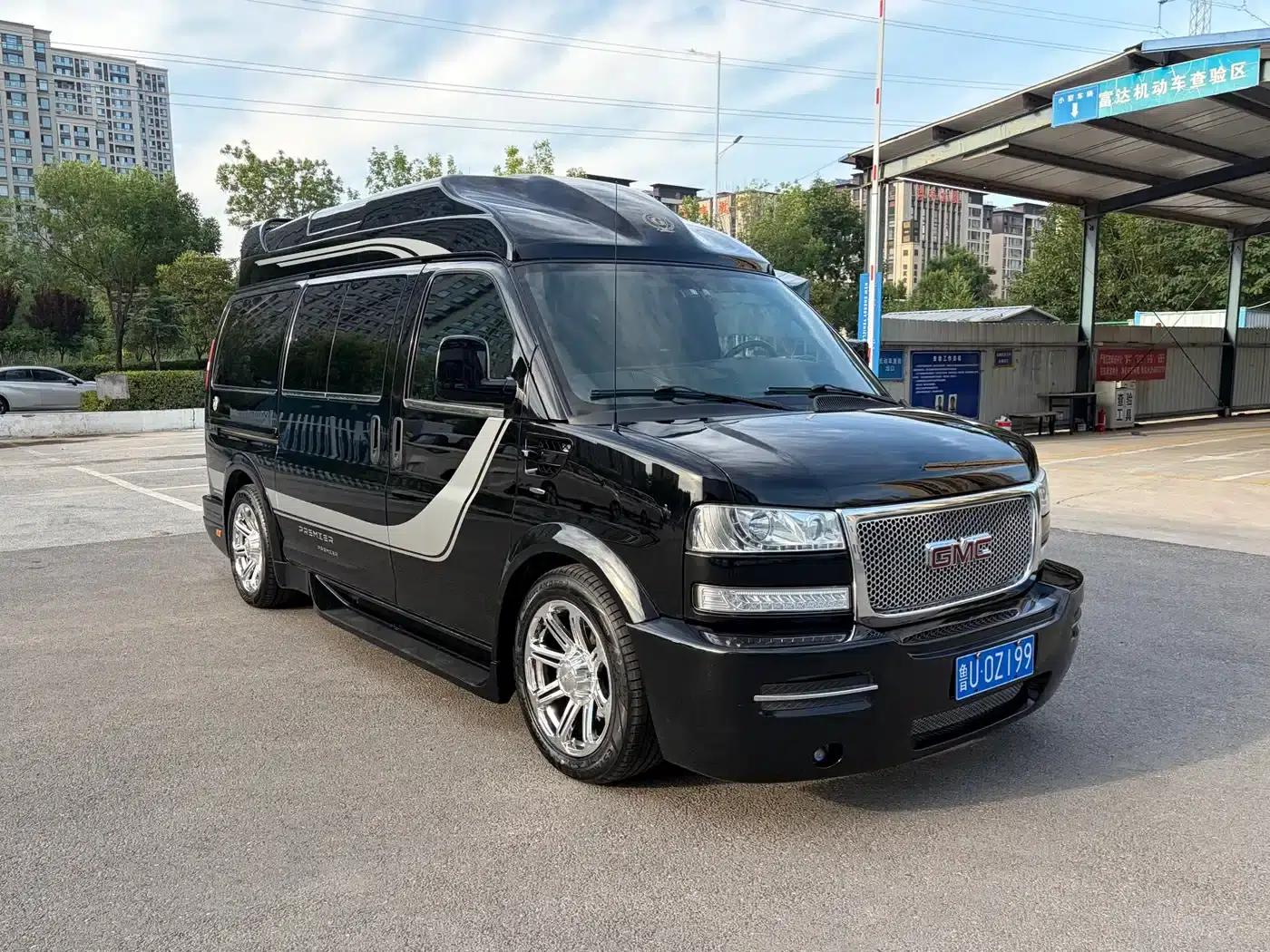 2017 SAVANA 6.0L G760S Elegant Supreme Edition — миниатюра 1