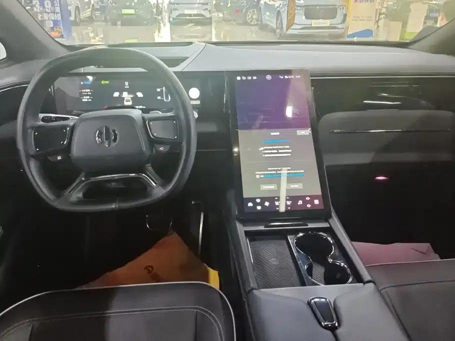 HiPhi X 2021 Performance Edition 6-seater — миниатюра 12