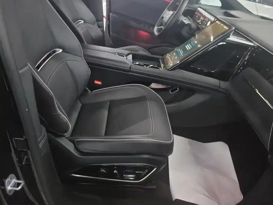 HiPhi X 2021 Performance Edition 6-seater — миниатюра 8